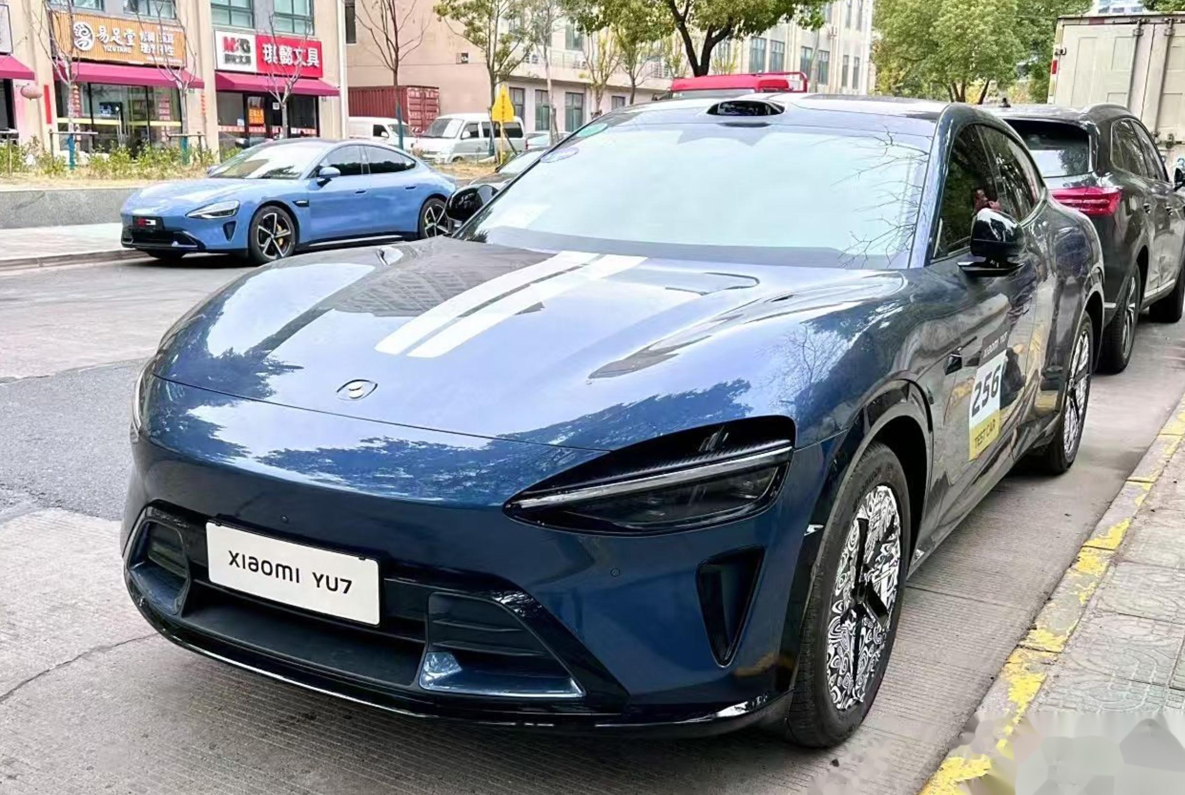 小米YU7：中大型纯电SUV的续航与性能新标杆