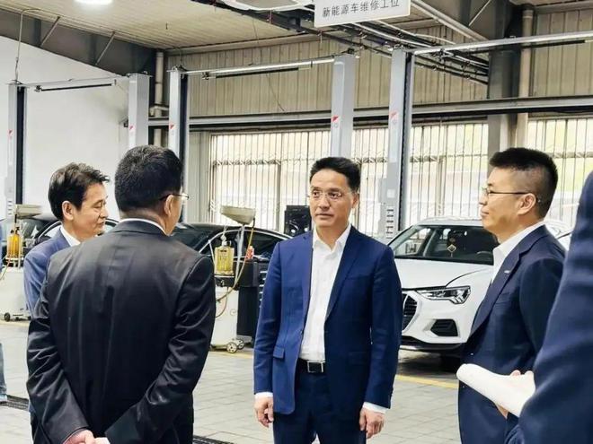 破局者的百日图鉴：陈彬启动一汽-大众转型突围战