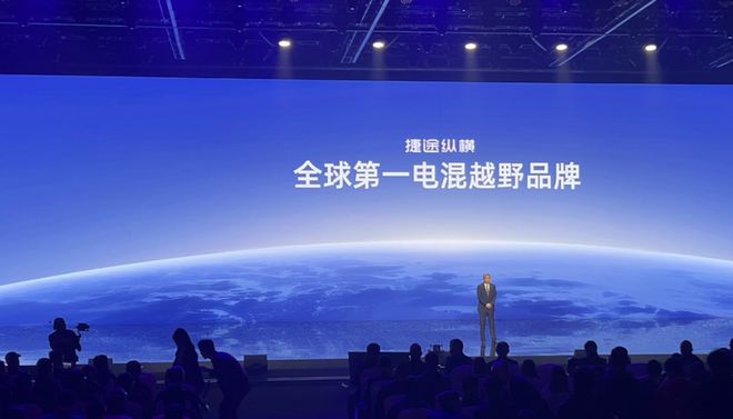 “打破规则，才能超越规则”