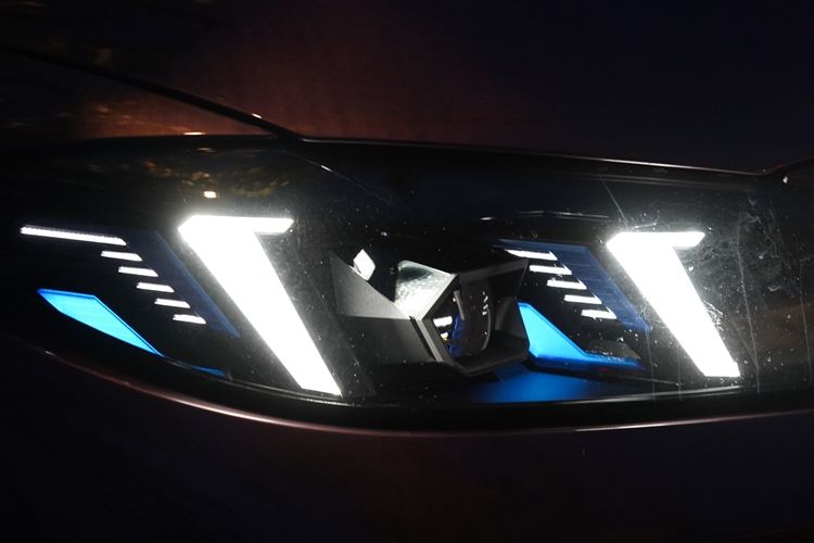 2024款宝马M4车型配置盘点：敞篷四驱最靓丽