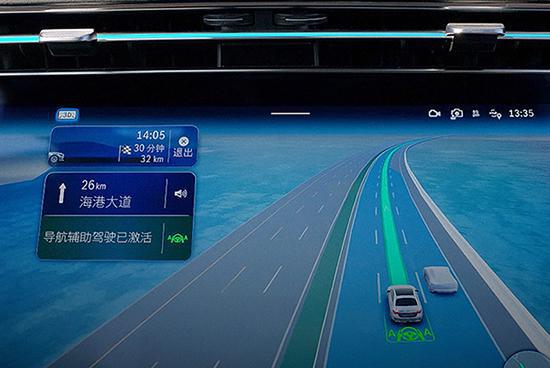 2025款奔驰E级标轴版上市 售45.92-56.42万