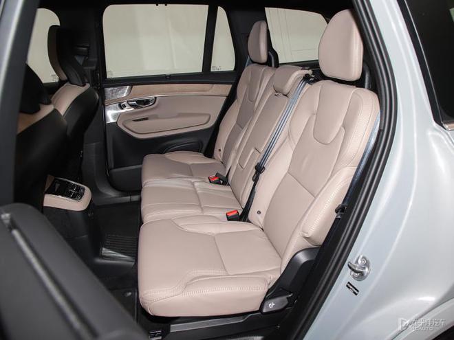 全面焕新更时尚 实拍新款沃尔沃XC90 PHEV