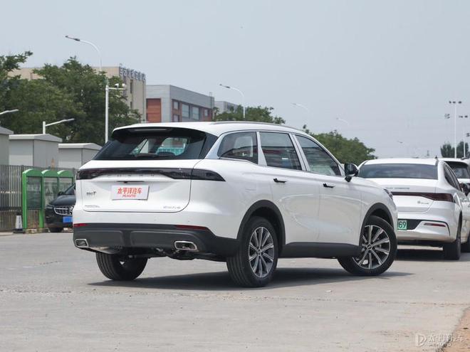 奇瑞瑞虎8 PLUS乘风版和瑞虎8L长虹版上市 限时10.69万元起