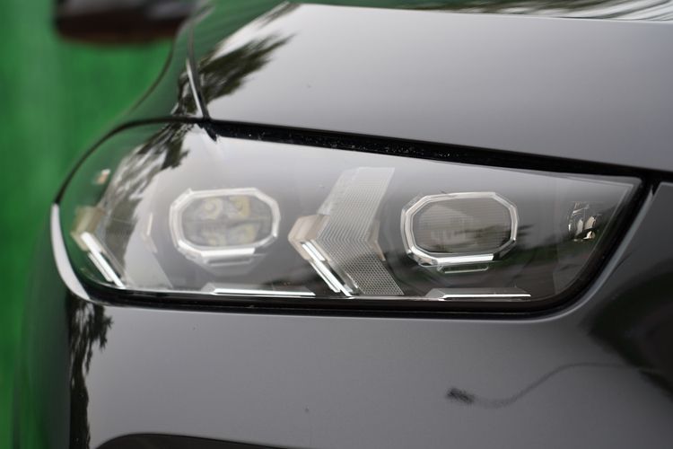 宝马X5车型配置盘点 3.0T尊享型值得优先考虑