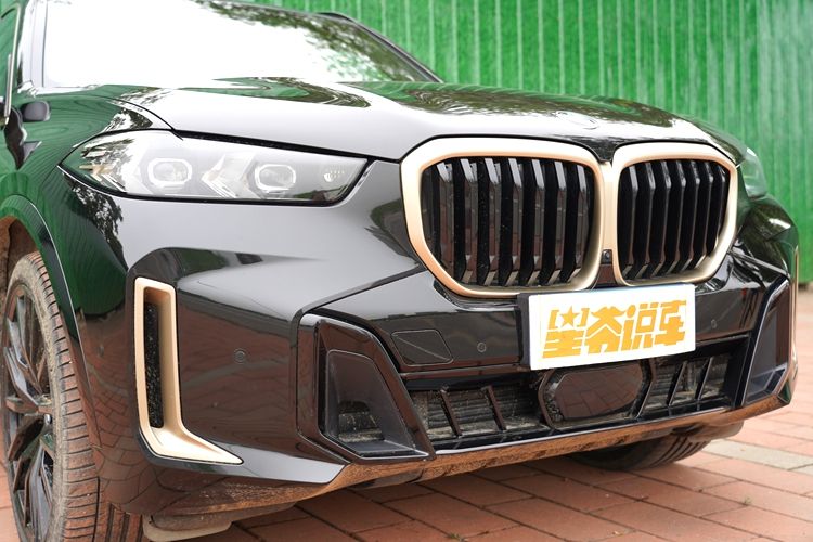 宝马X5车型配置盘点 3.0T尊享型值得优先考虑