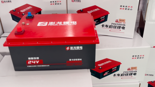 澎龙锂电：引领卡车启驻锂电新时代，助力卡友幸福生活