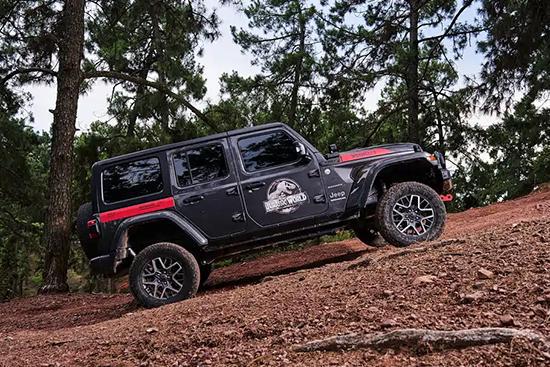 Jeep牧马人侏罗纪世界探索版上市 售50.99万
