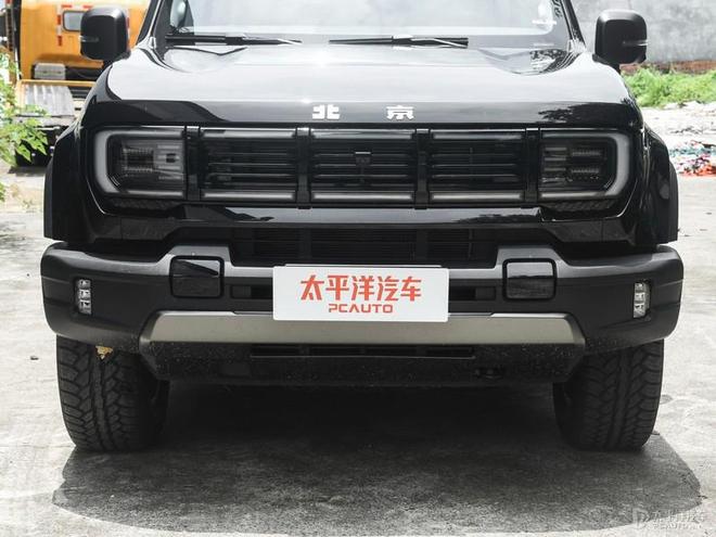 BJ40燃油限时12.69万起，标配牵引资质，越野性能引爆期待