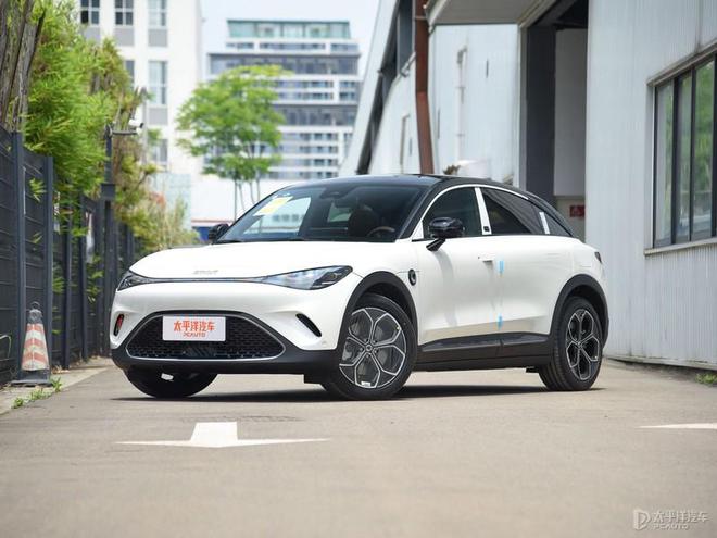 smart精灵#3推出一口价活动 15.69万元起