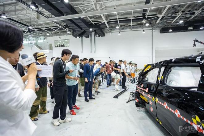 北京现代EO 10万SUV竟有30万豪华质感？