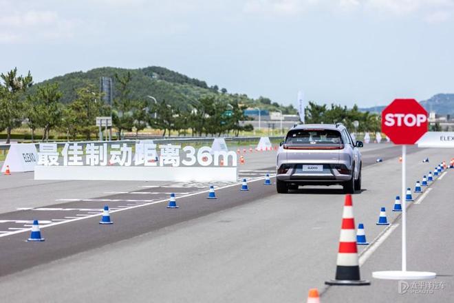 北京现代EO 10万SUV竟有30万豪华质感？