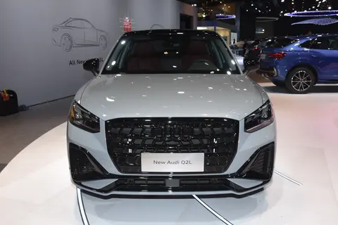 17万就能买奥迪SUV？新款Q2L成都车展亮相，1.5T动力+8种座椅配色
