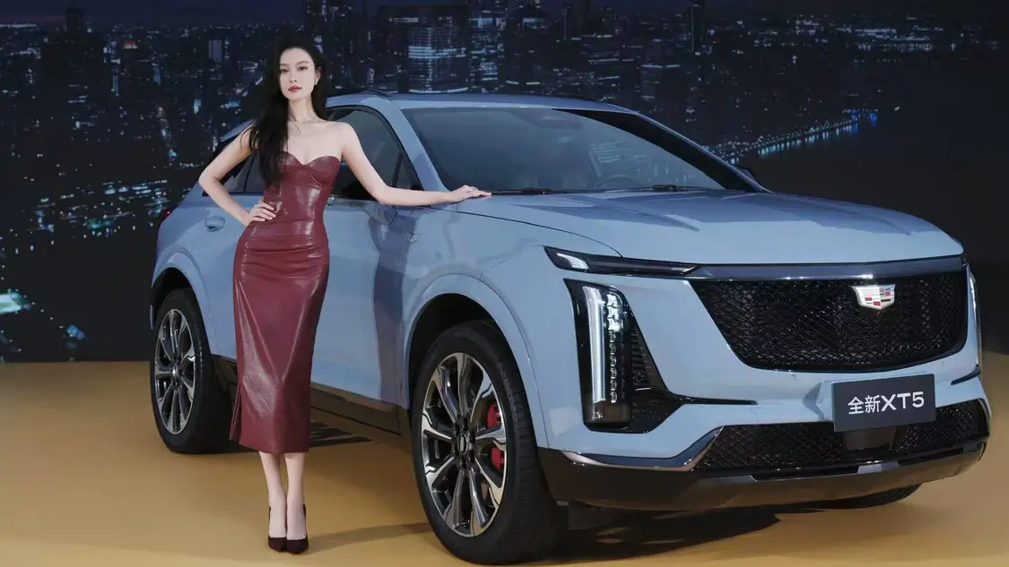 凯迪拉克XT5周年庆成都启幕：倪妮樊振东代言，22.99万起还送 “换新车保障”