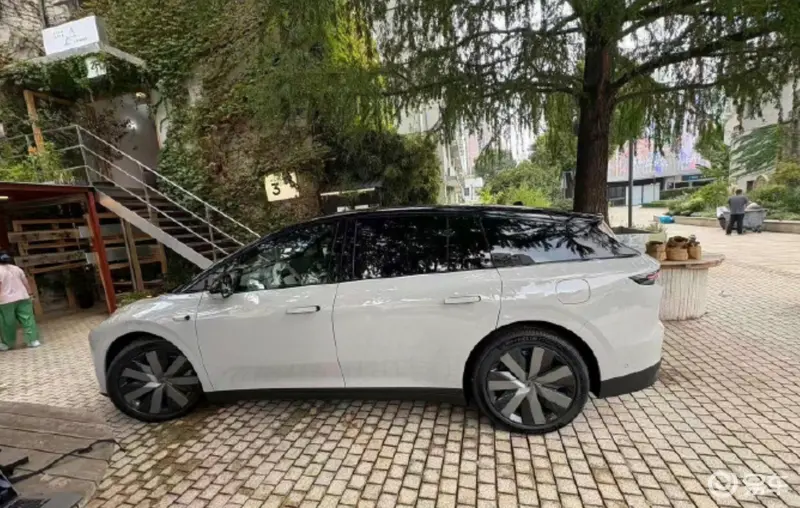 理想i6实拍图泄露！轿跑SUV造型+旗舰性能，20万级价格屠夫来了