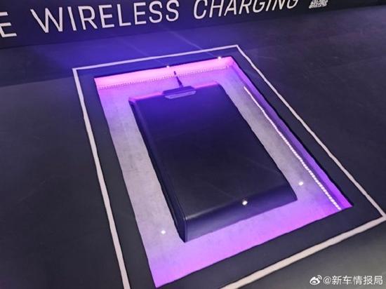 科技感更强 保时捷纯电卡宴官图发布