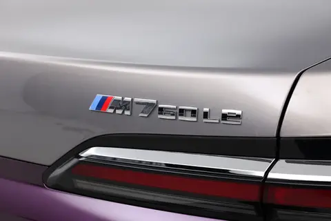 25分钟充80%!2026款奔驰S级PHEV售130.83万，带裸眼3D+L3智驾硬件