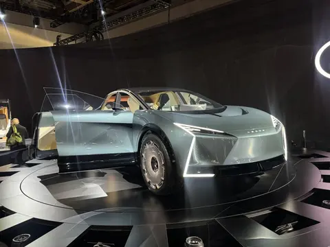 雷克萨斯LS Coupe/Micro概念车发布，对开门+透明天幕太吸睛