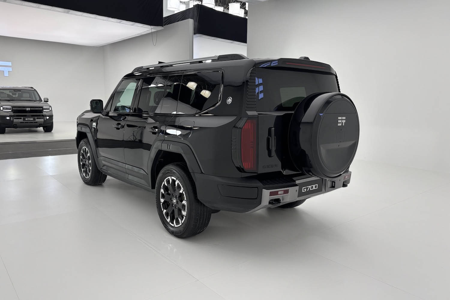 捷途纵横G700上市30.49 万起配华为 ADS 4.0，续航 1400km