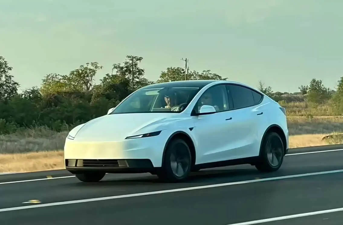 特斯拉Model Y Standard售价曝光：39990美元，10月7日开抢