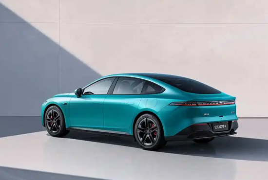 98.7%语义识别率！奕派eπ007+预售，14.99万带双AI大模型