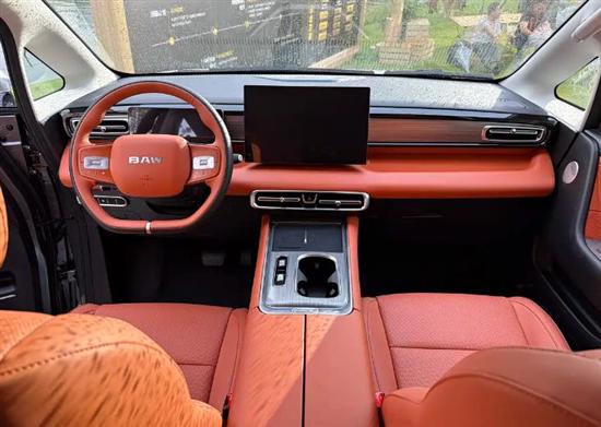 北汽锐胜M8携4种动力11.5预售，3200mm轴距碾压同级