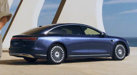 新款享界S9开启预售31.8万起，4激光雷达+超800km续航太能打