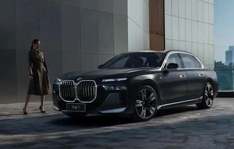 91.9万起不加价！2026款宝马7系标配夹层玻璃