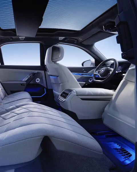 91.9万起不加价！2026款宝马7系标配夹层玻璃