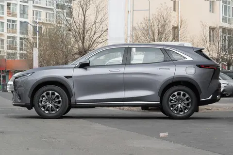 新款凯翼昆仑9.99万起，奇瑞同源动力+2820mm 轴距