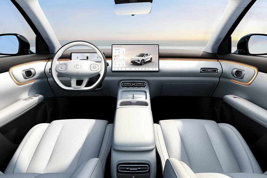 2025广州车展：长安启源Q05携7.99万起售价，重塑纯电小型SUV市场格局