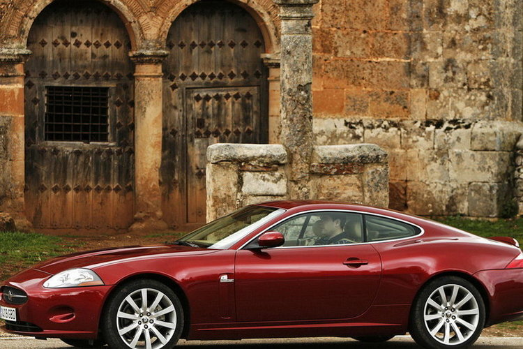 捷豹XK 2006款外观