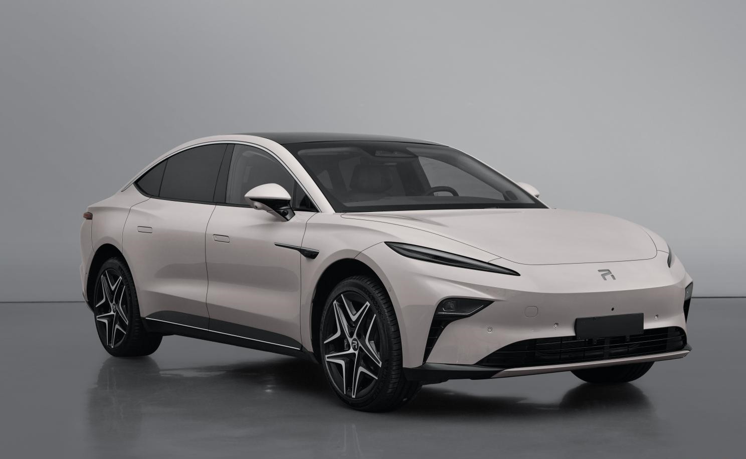 飞凡F7 轴距展示