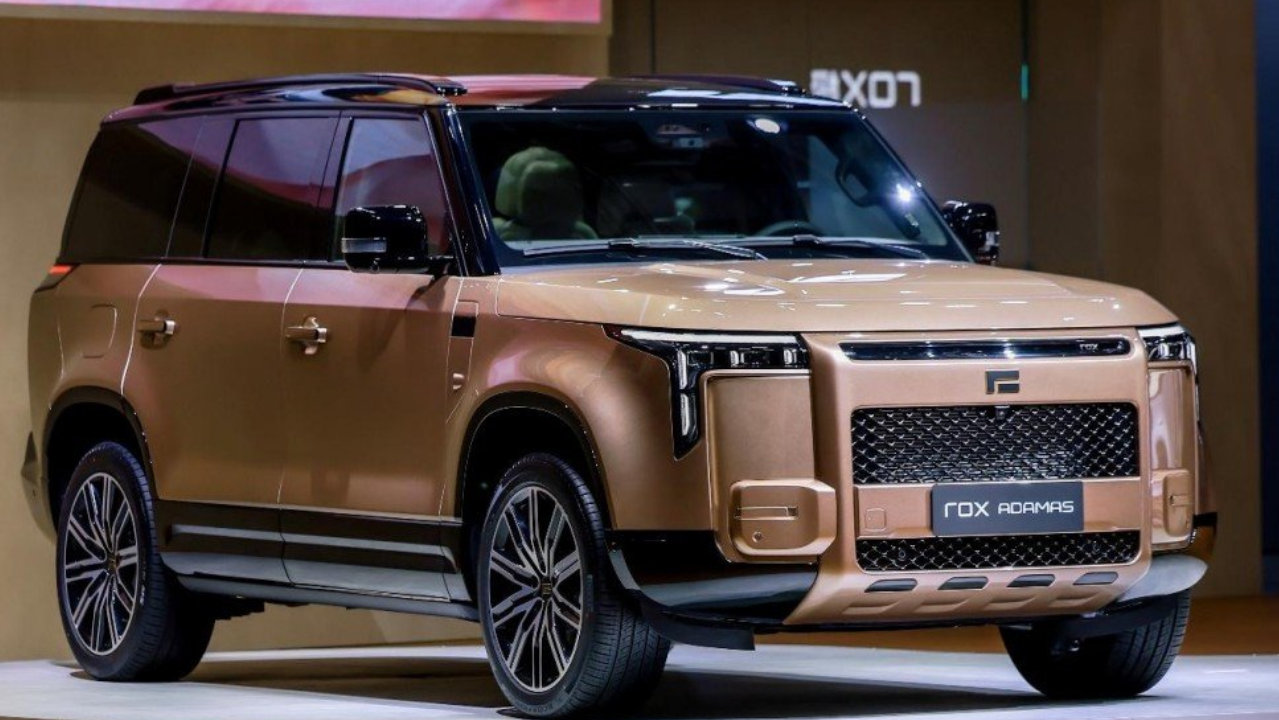 极石ADAMAS 2025款实车图