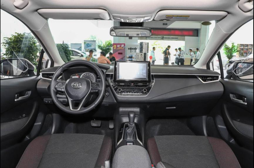 丰田卡罗拉内饰