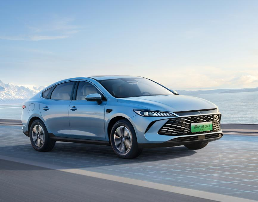 比亚迪秦PLUS DM-i 2025款 外观