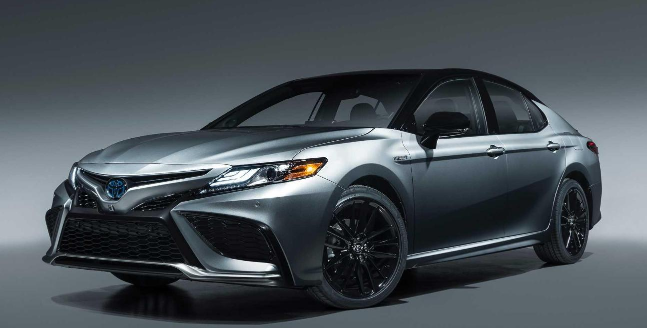 丰田凯美瑞2021款外观